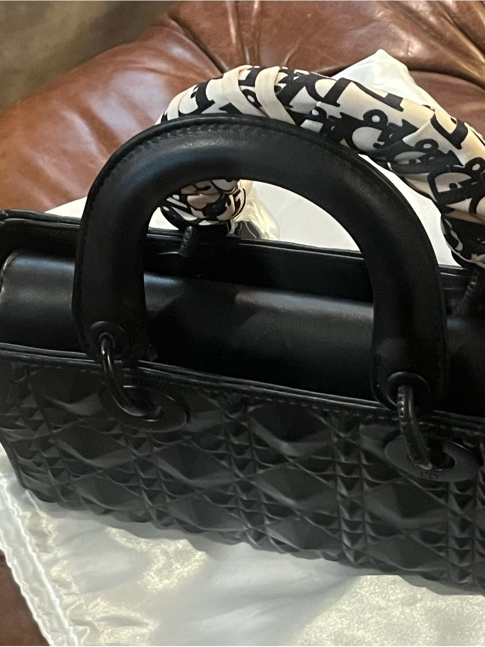 Inspired Joy east west Top-Handle Women's Bag with 2 straps. Excellent condition - Picture 2 of 10